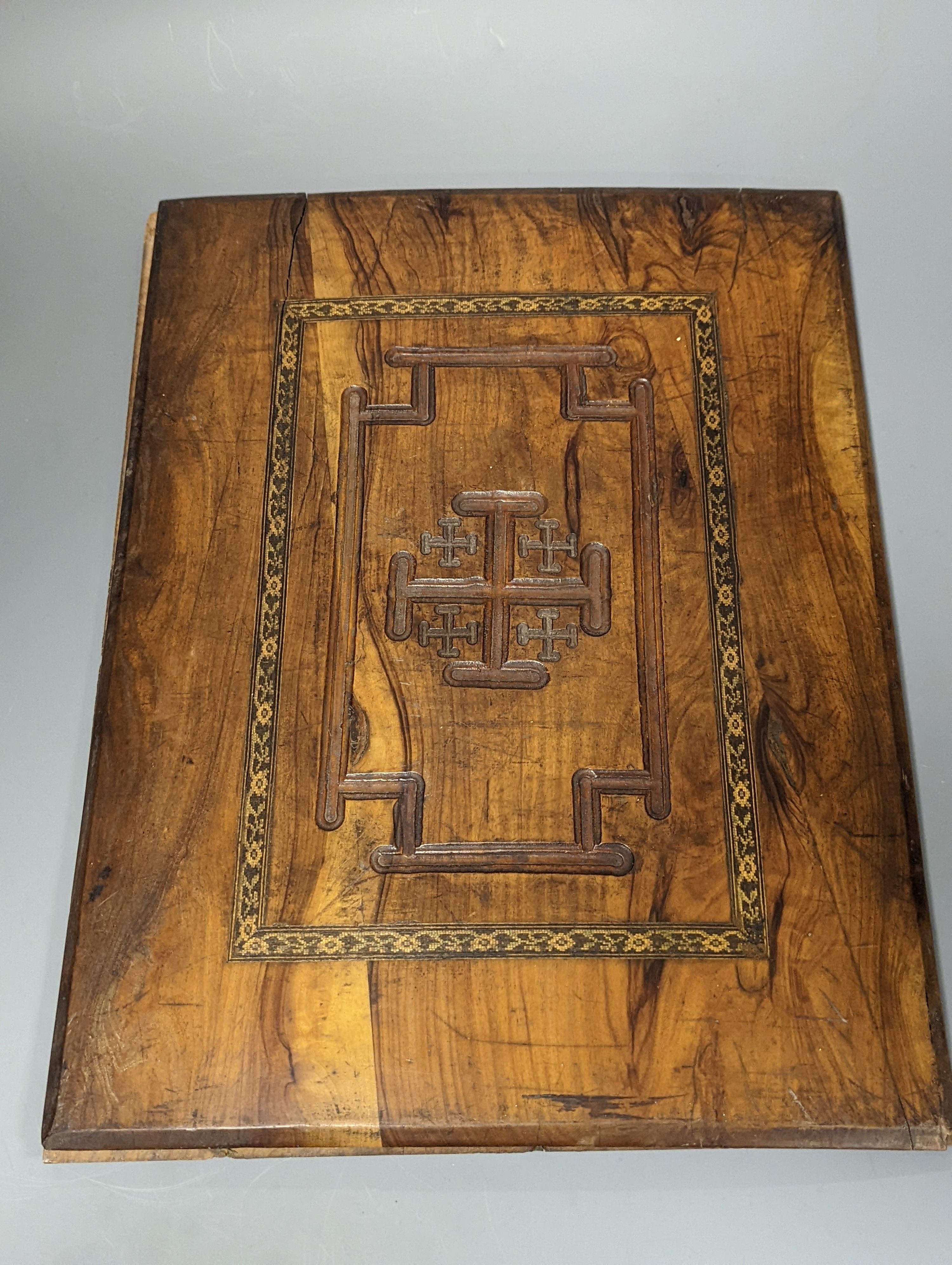 A mixed collection of treen comprising Noah's Ark with animals, olive wood blotter, book ‘Wild Flowers From the Holy Land’ and plaque together with a Syrian box (5)